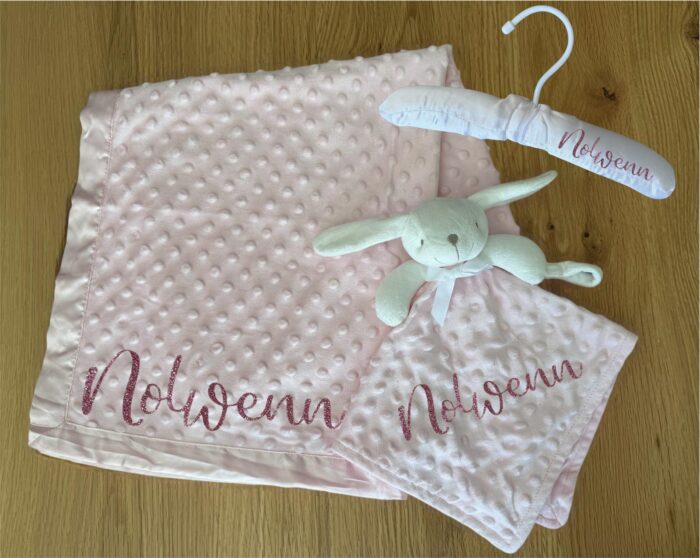 Coffret personnalisé rose - 3 pièces