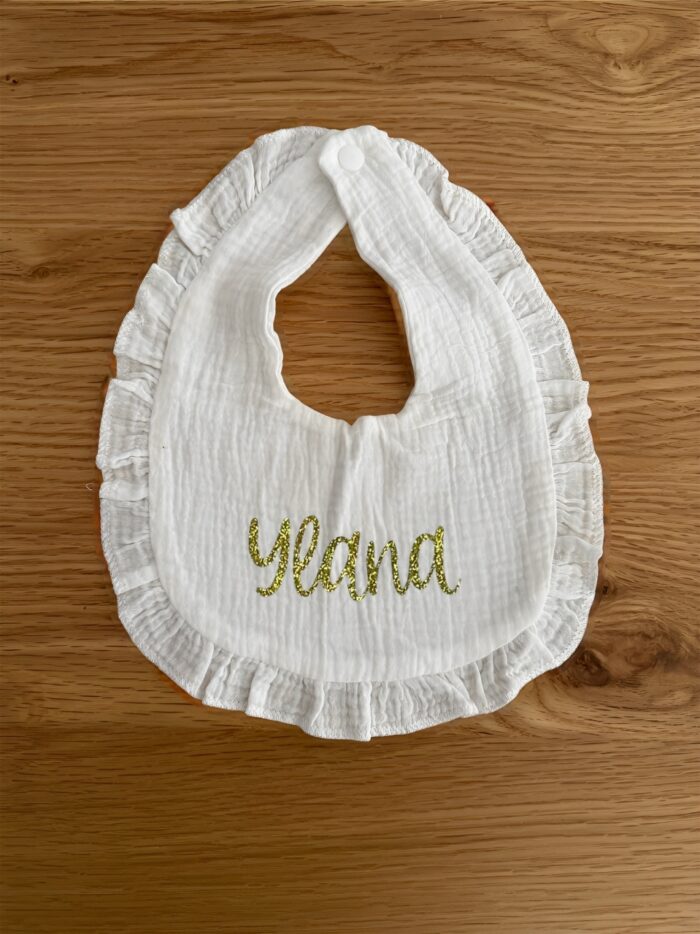 Bavoir en mousseline blanc personnalisé – Image 2