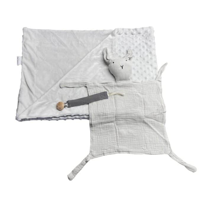 couverture polaire légère, doudou lapin et attache tétine