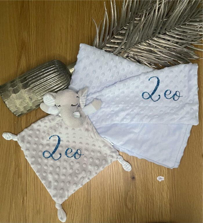 Coffret couverture à bulles + doudou éléphant bleu gris personnalisable