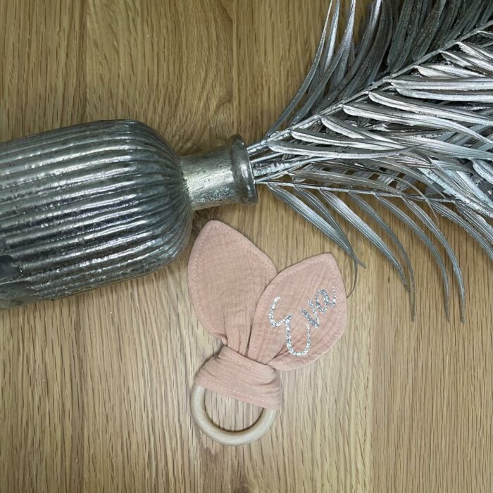 Hochet rose personnalisable