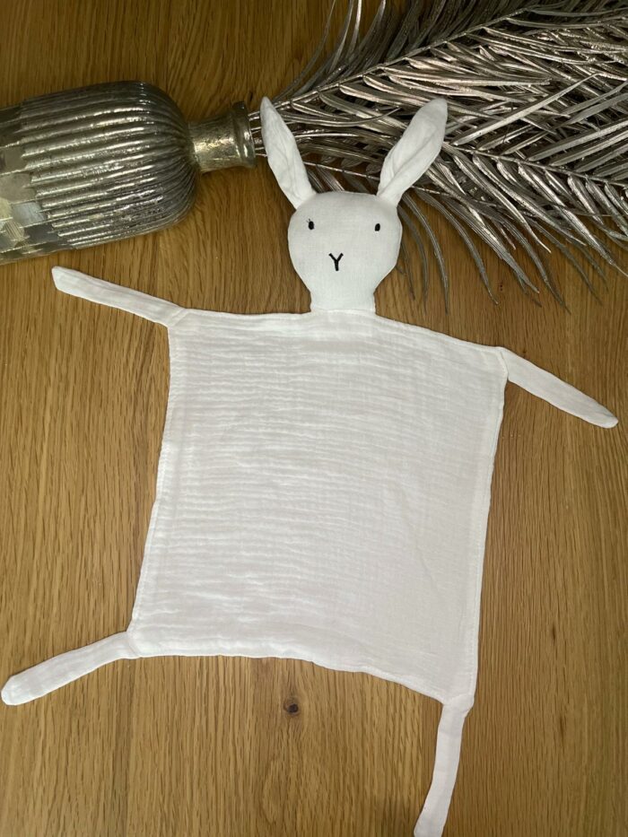 Doudou lapin gaze de coton blanc personnalisable – Image 2